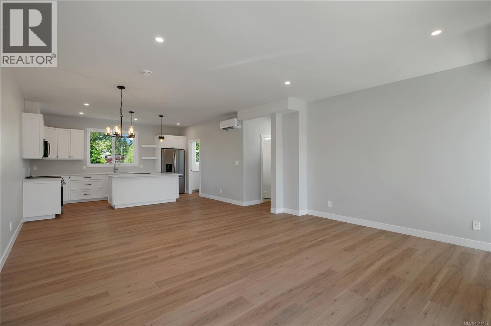 2022b Galerno Rd Property Photo 12