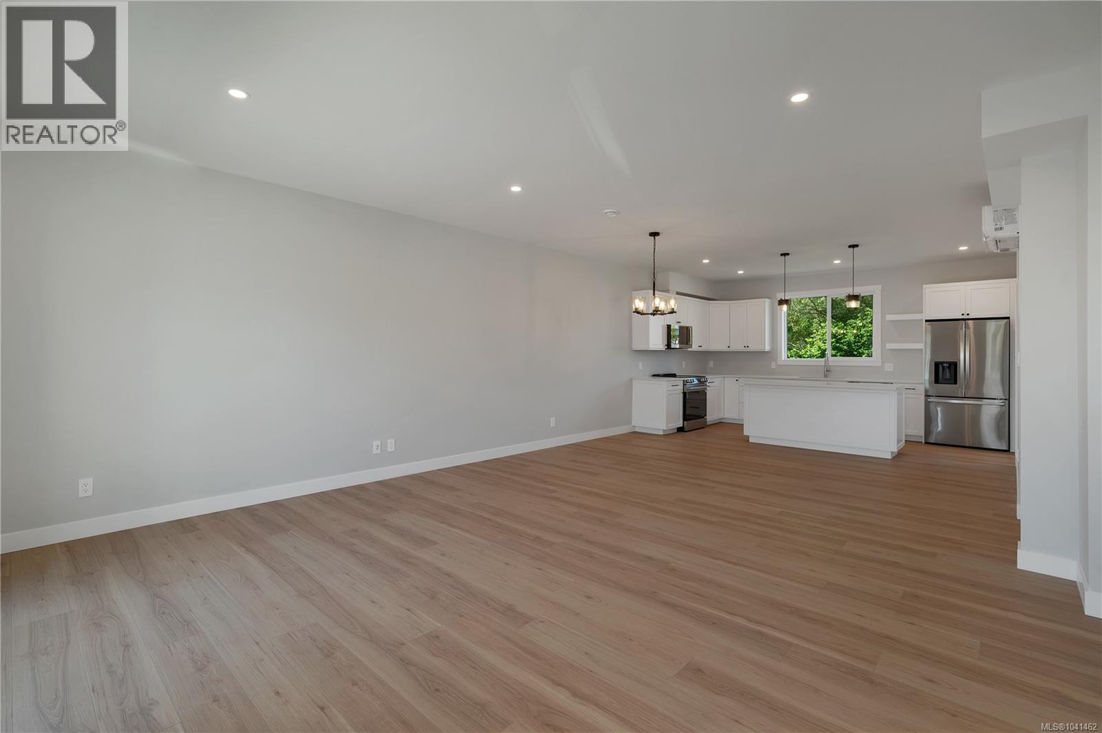 2022b Galerno Rd Property Photo 13