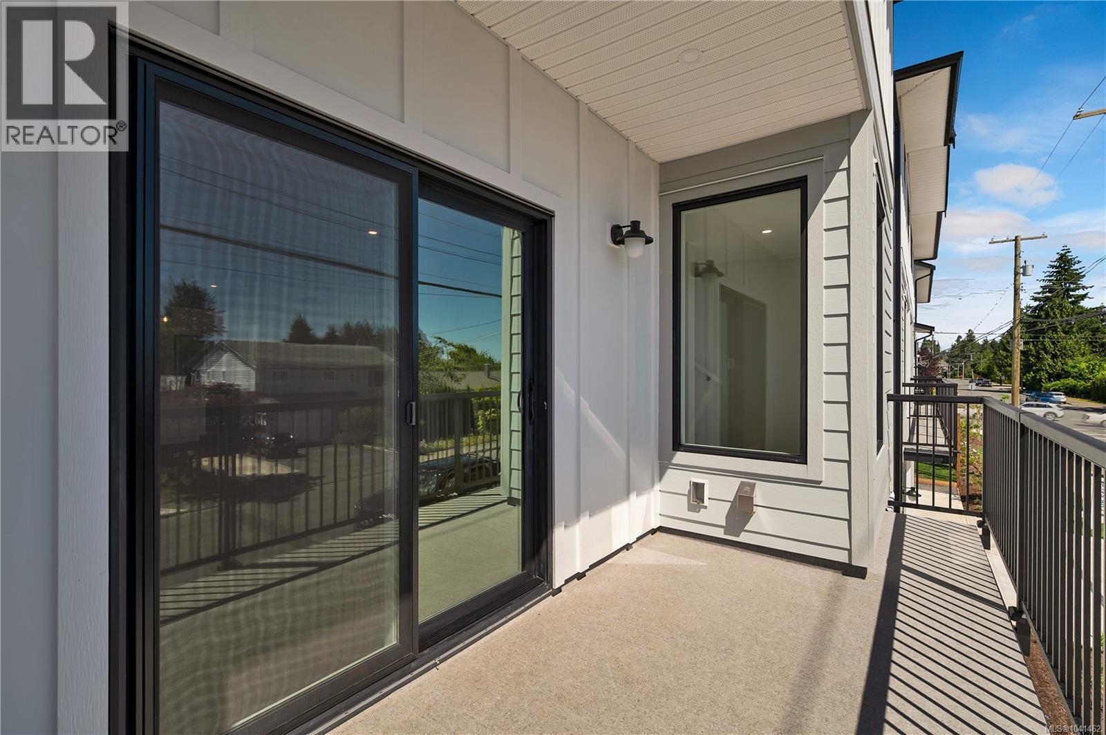 2022b Galerno Rd Property Photo 17