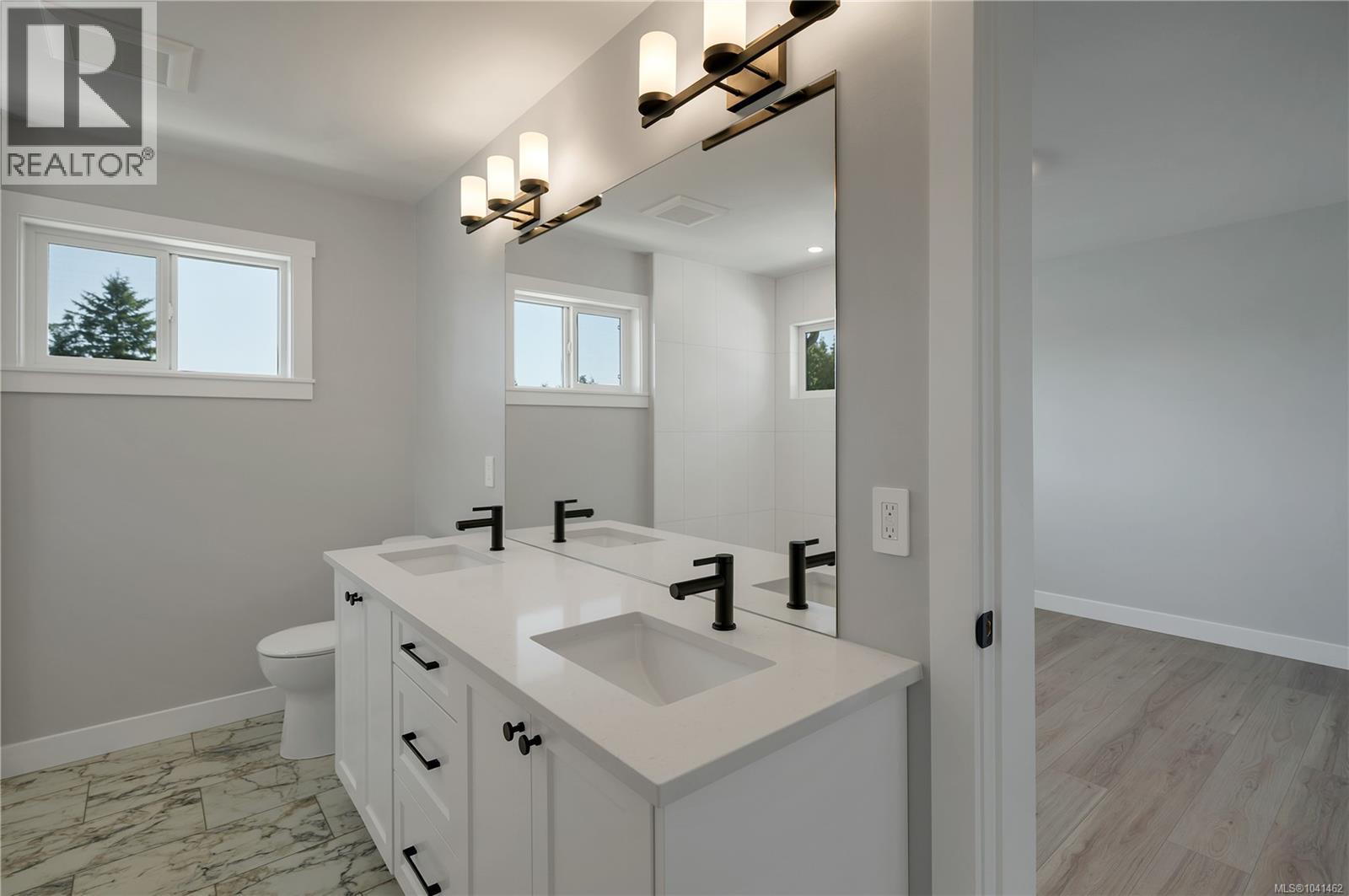 2022b Galerno Rd Property Photo 22