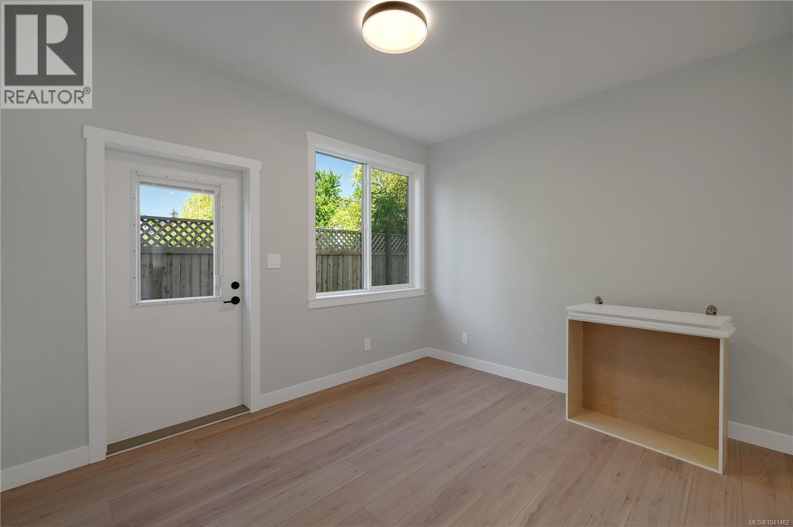2022b Galerno Rd Property Photo 33