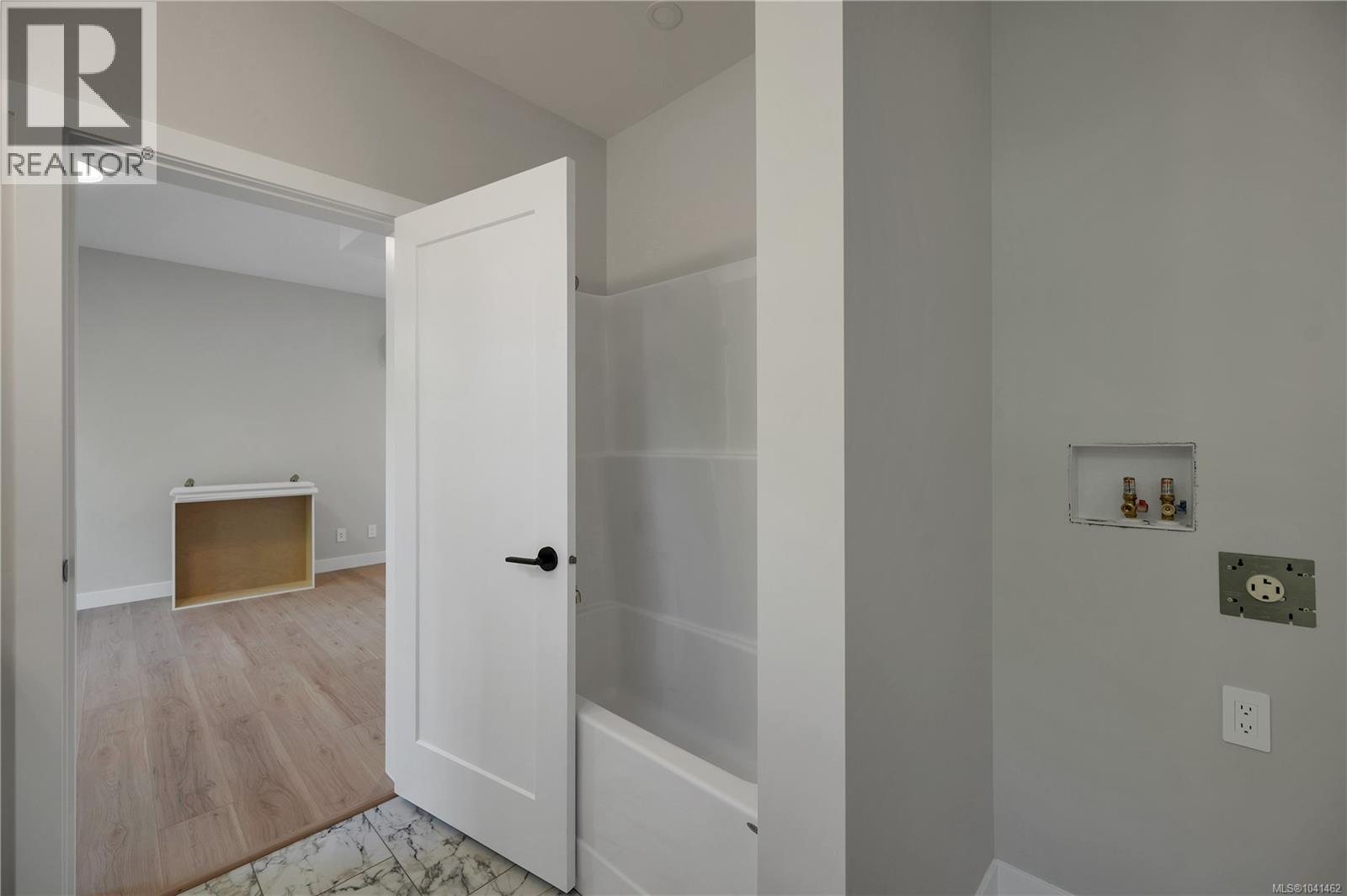 2022b Galerno Rd Property Photo 37