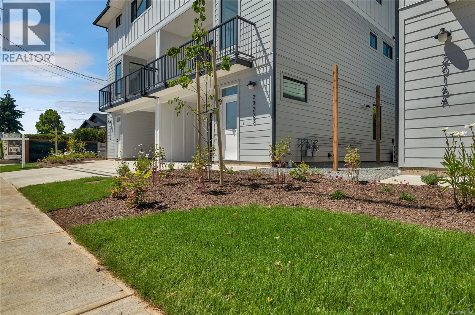 2022b Galerno Rd Property Photo 42