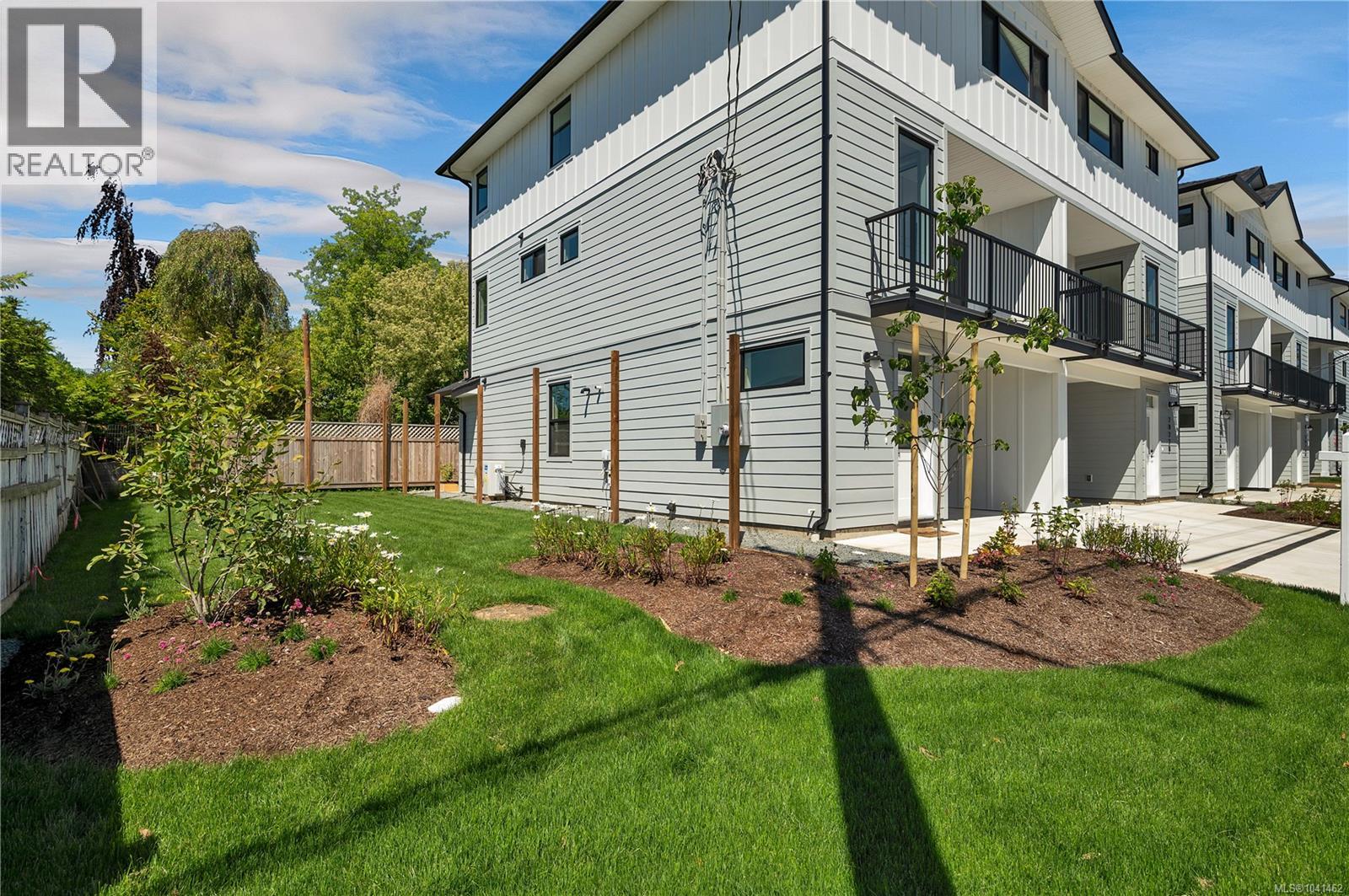 2022b Galerno Rd Property Photo 44