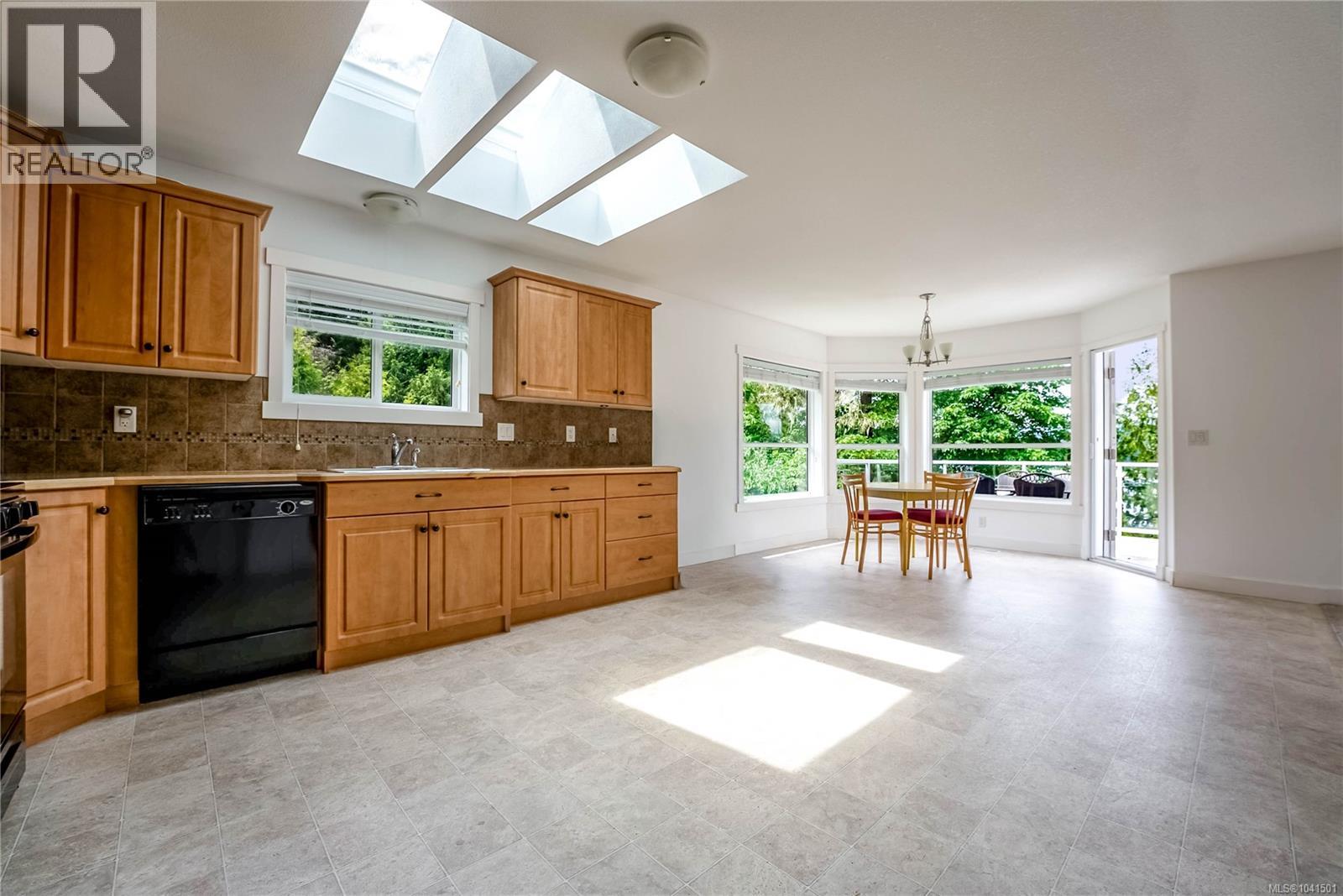 113 Seagirt Rd Property Photo 8