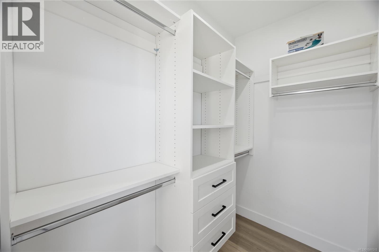 2197 Navigators Rise Property Photo 28