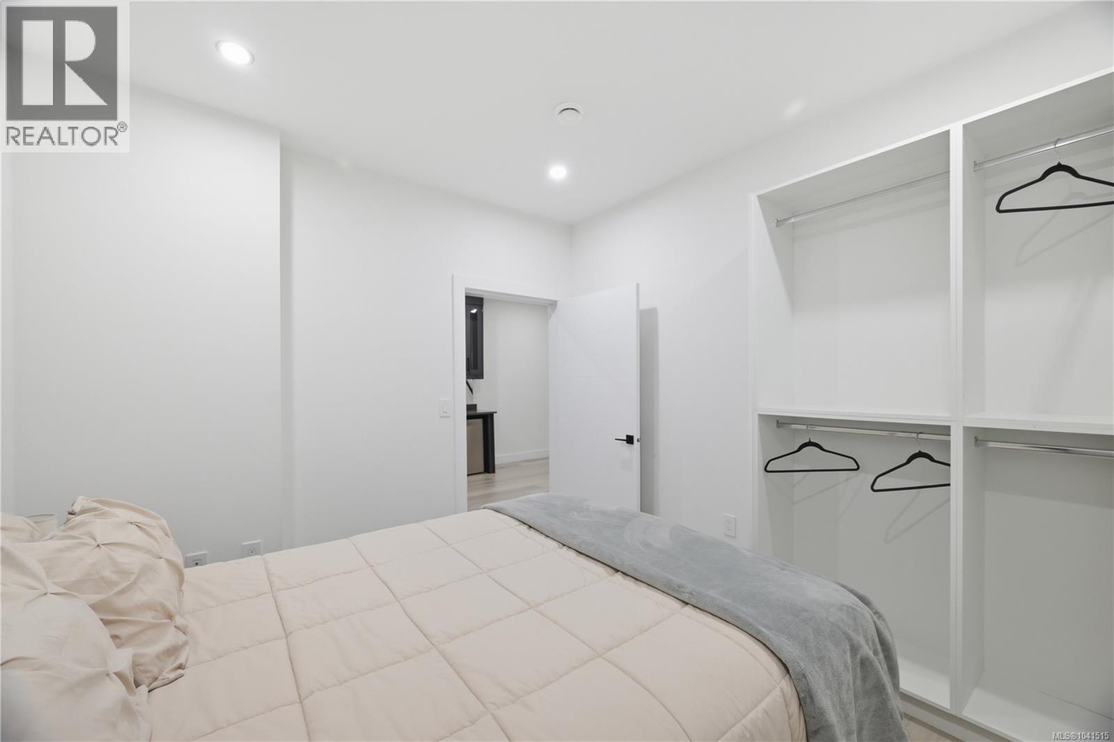 2197 Navigators Rise Property Photo 45