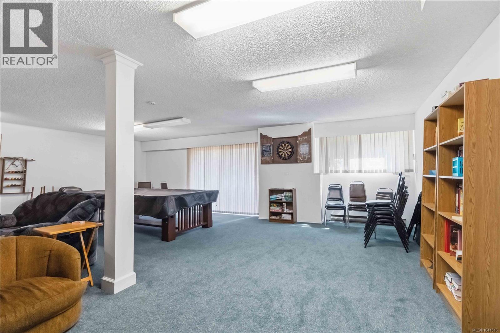 306 1525 Hillside Ave Property Photo 23