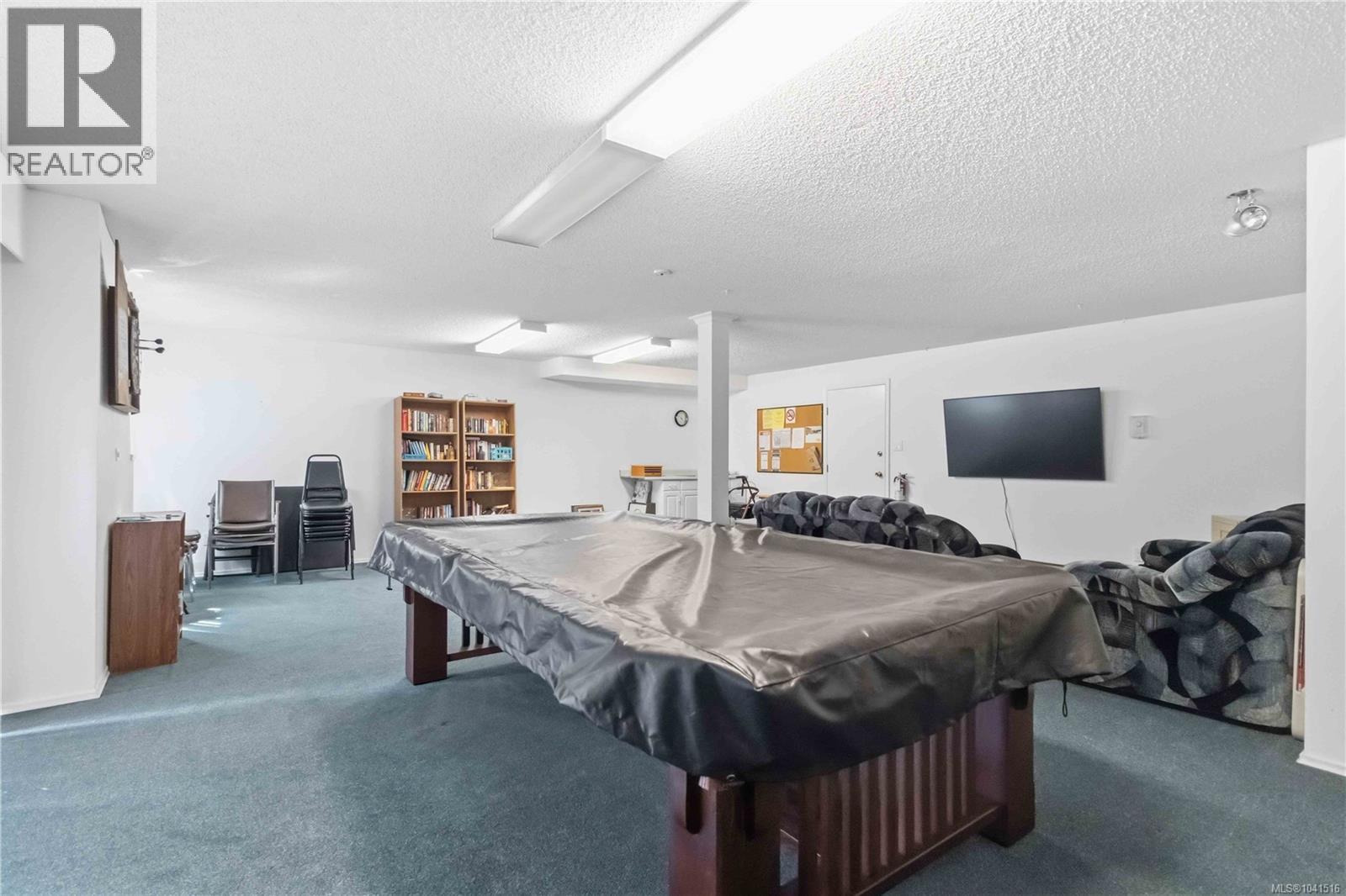 306 1525 Hillside Ave Property Photo 24