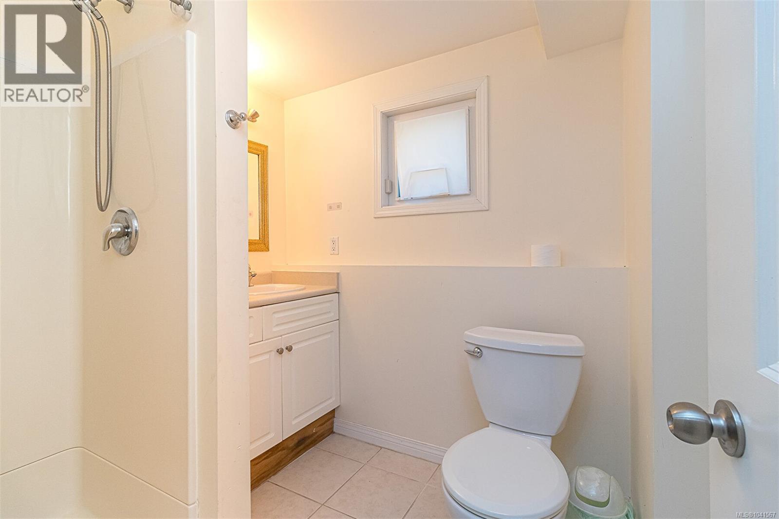 575 Burnside Rd E Property Photo 21