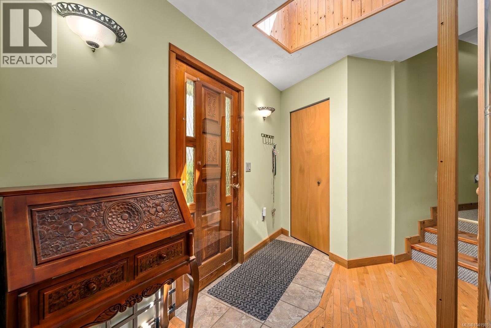 4530 Thompson Clarke Dr E Property Photo 5