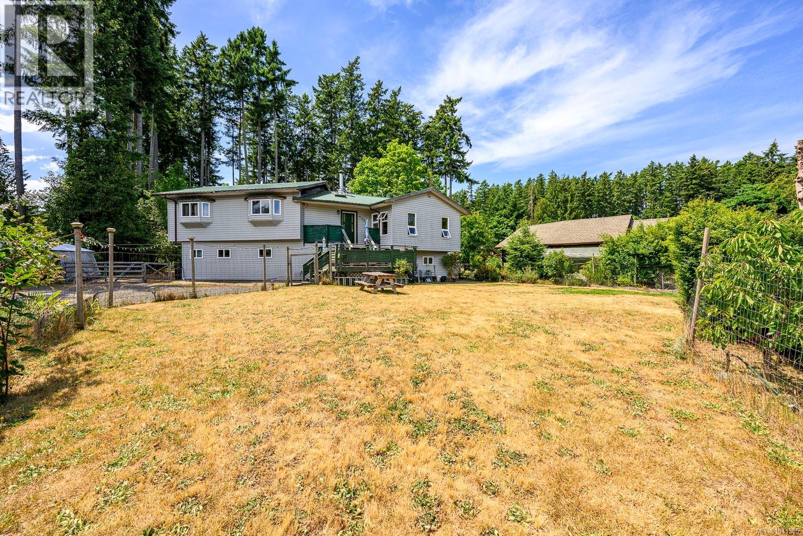 4530 Thompson Clarke Dr E Property Photo 34
