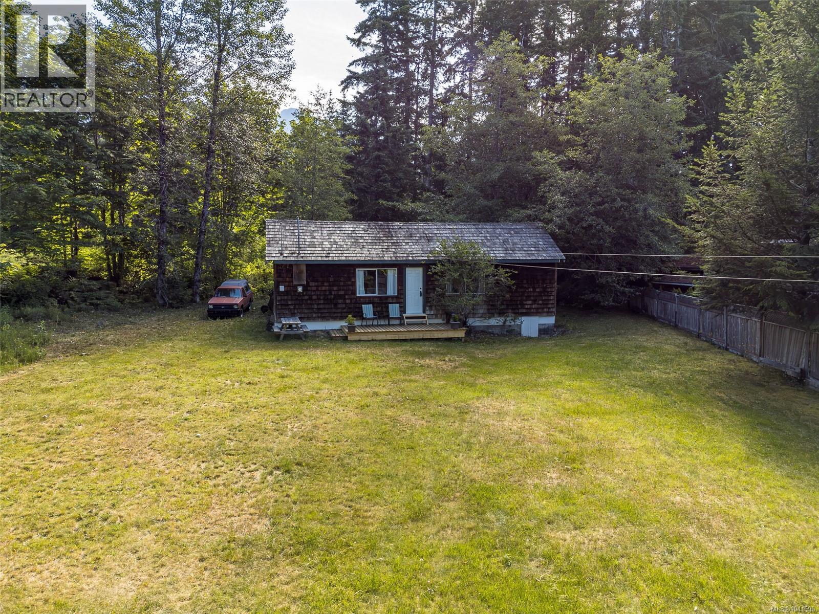 706 Delta Dr Property Photo 20