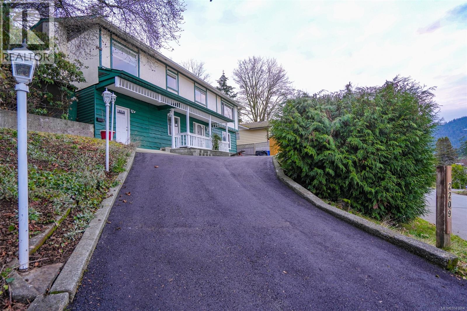 2209 Mallory Dr