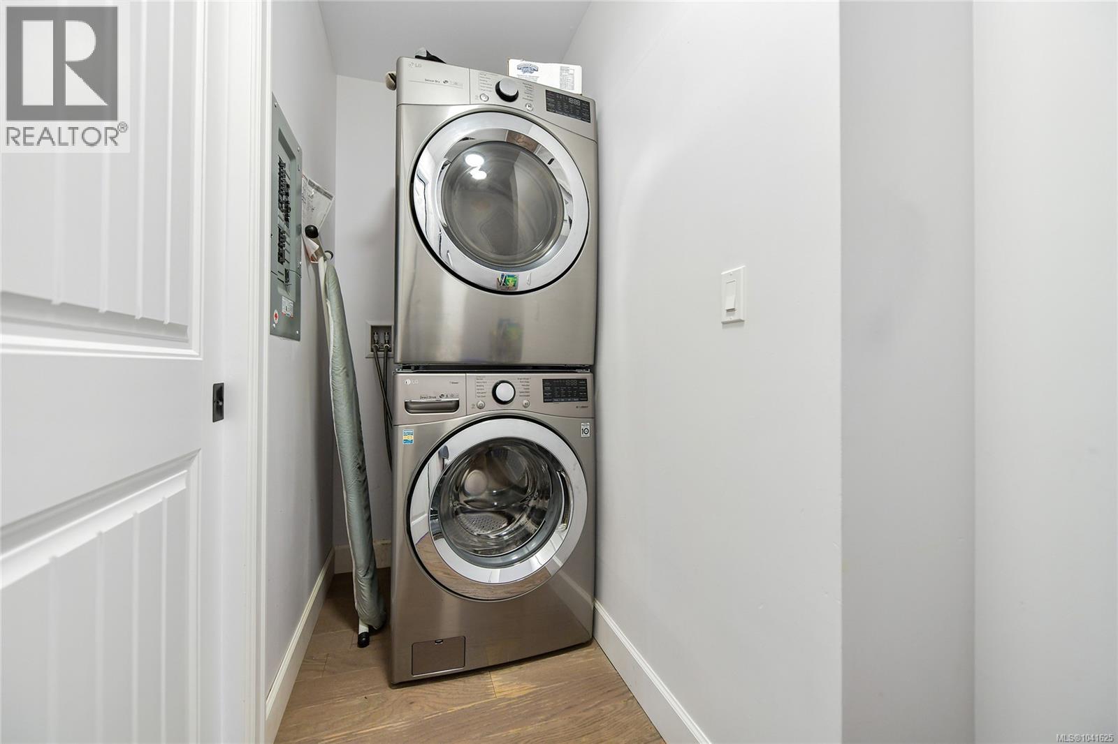 1789 York Ridge Pl Property Photo 64