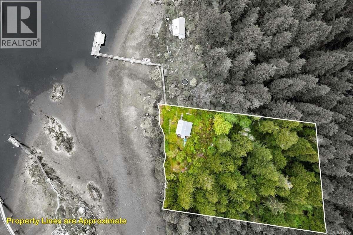 326 Grappler Inlet Property Photo 4
