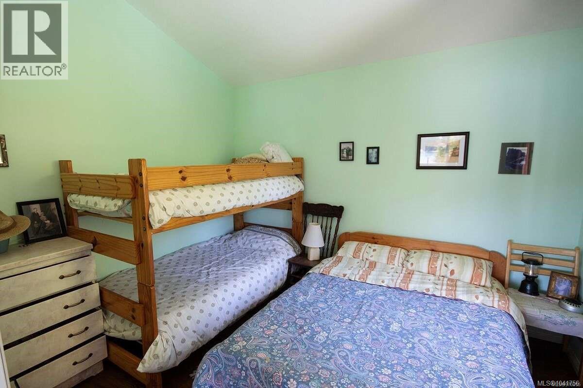 326 Grappler Inlet Property Photo 13