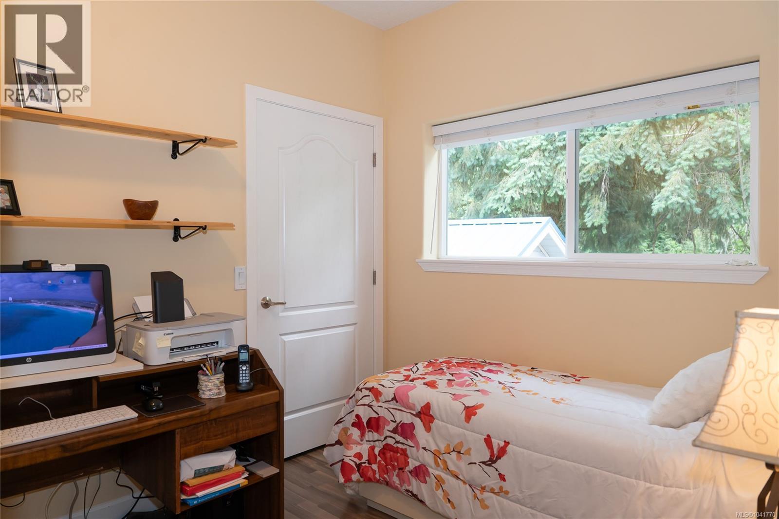 3023 Oak St Property Photo 21