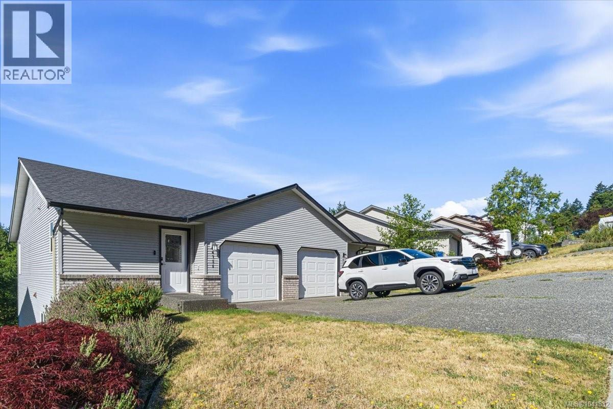 4755 Fairbrook Cres Property Photo 27