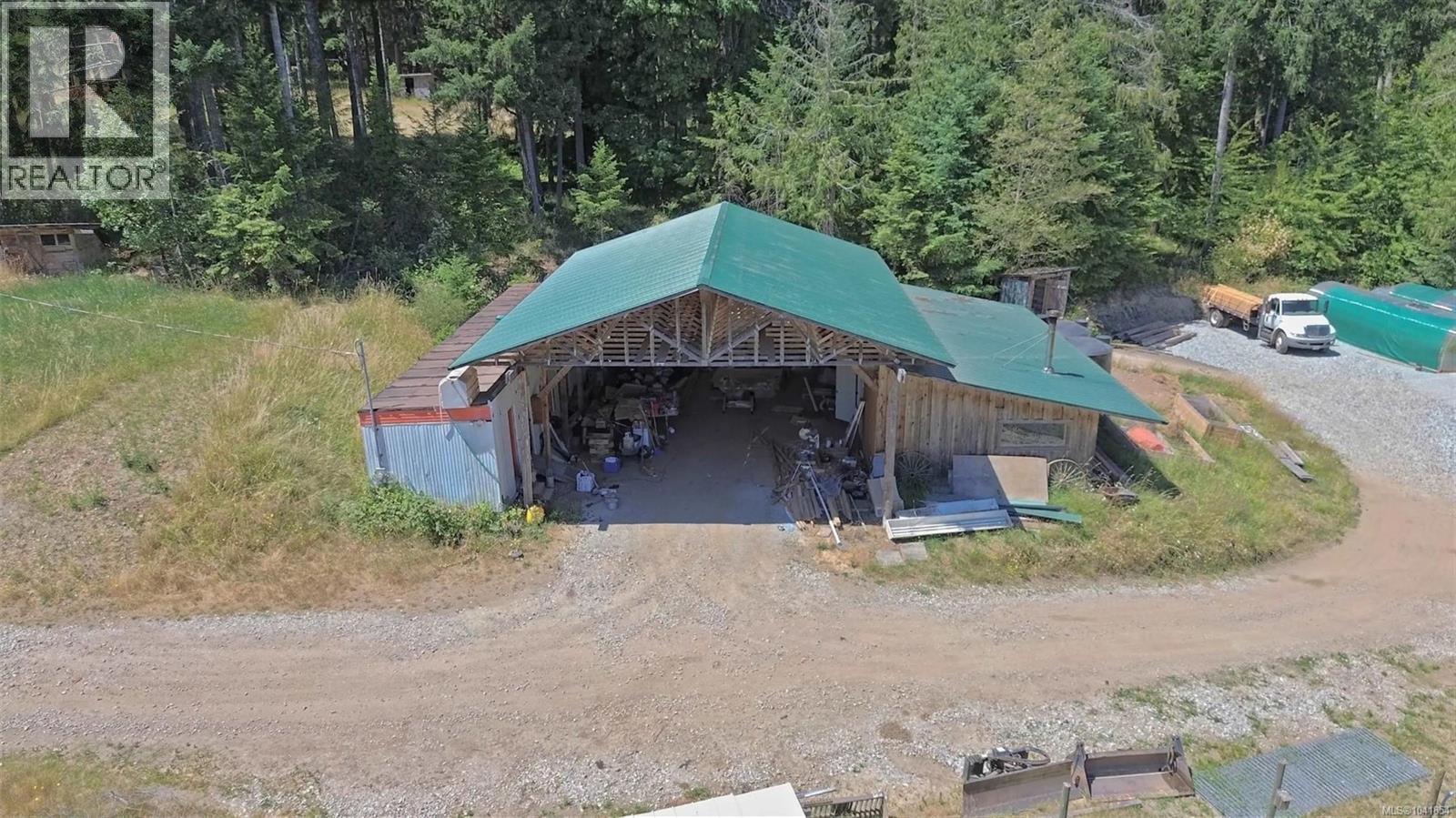 378 Rainbow Rd Property Photo 10