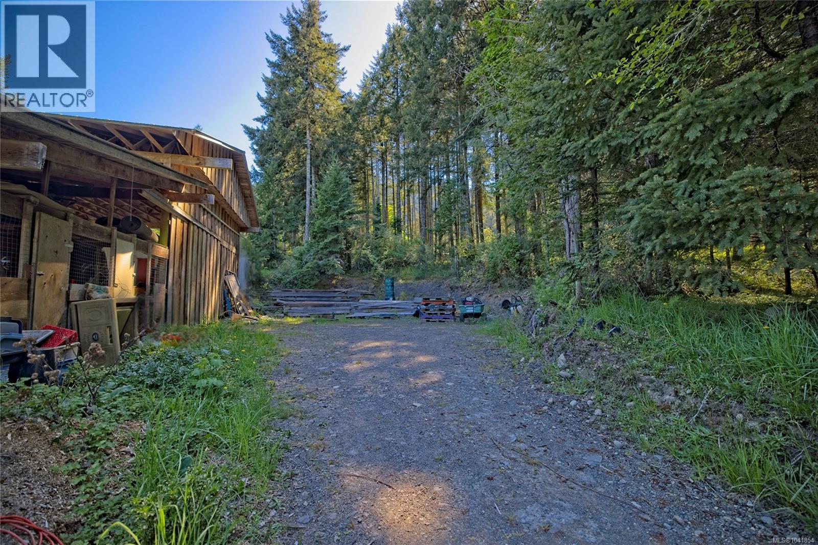 378 Rainbow Rd Property Photo 17