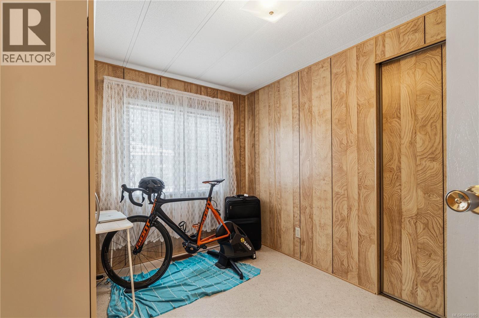 15 4935 Broughton St Property Photo 18