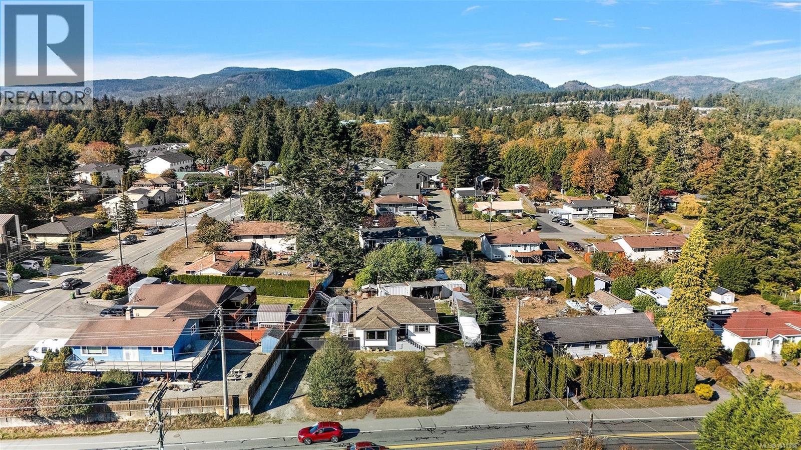 6484 Sooke Rd Property Photo 4