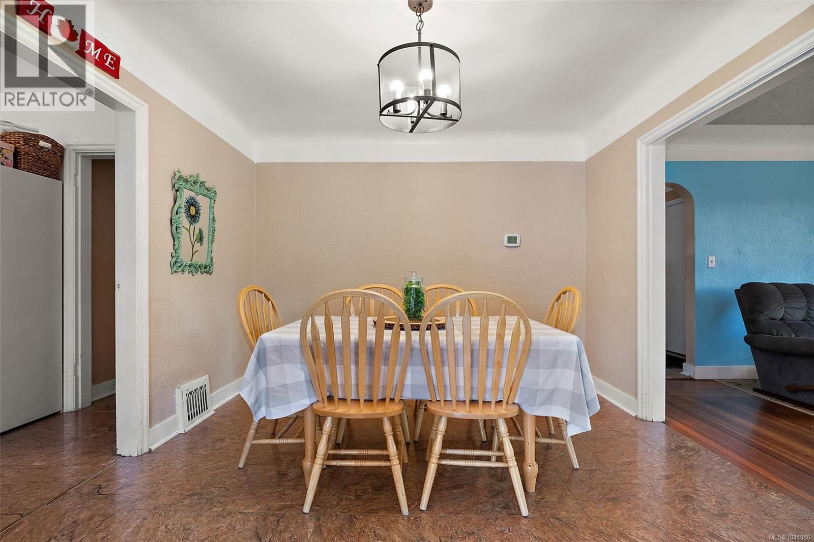 6484 Sooke Rd Property Photo 13