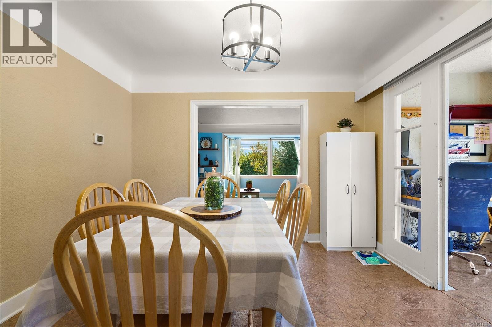 6484 Sooke Rd Property Photo 14