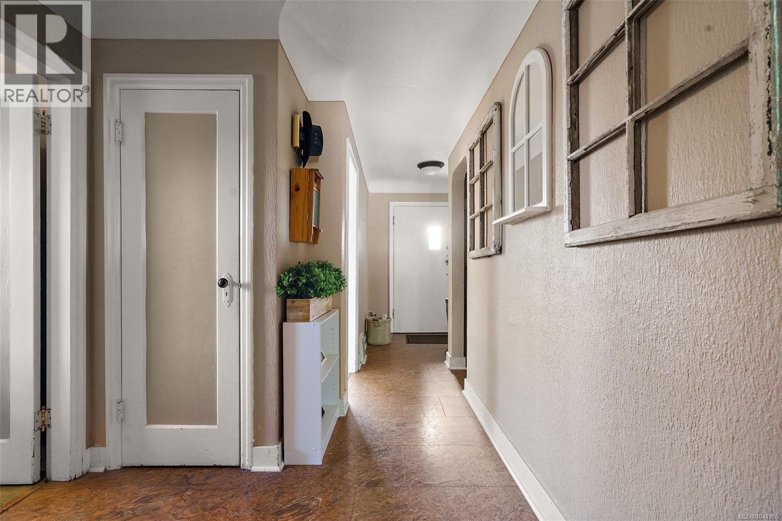 6484 Sooke Rd Property Photo 17