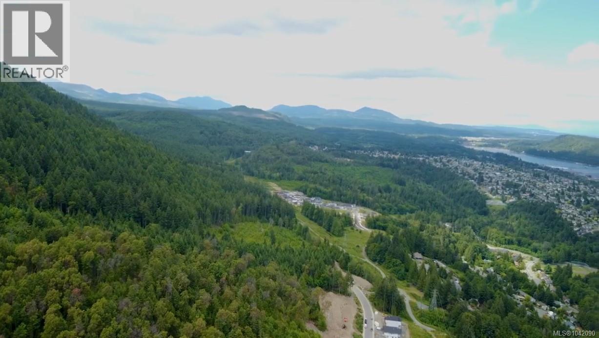 441 Thetis Dr Property Photo 5