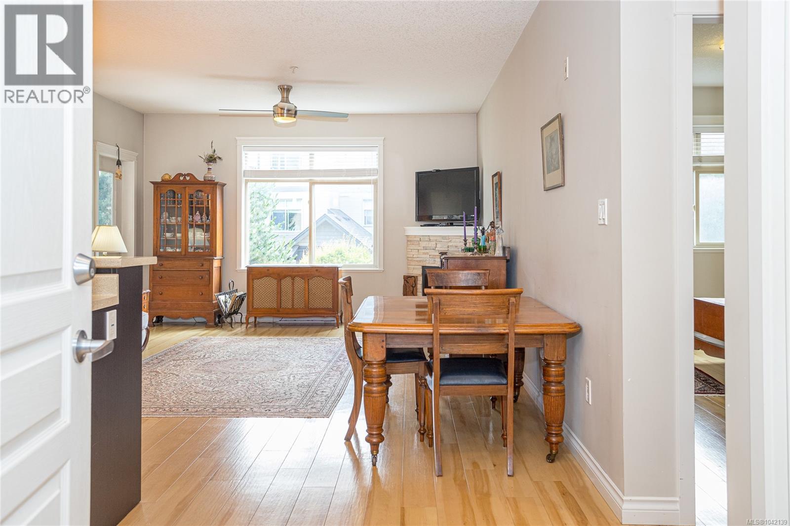207 2117 Meredith Rd