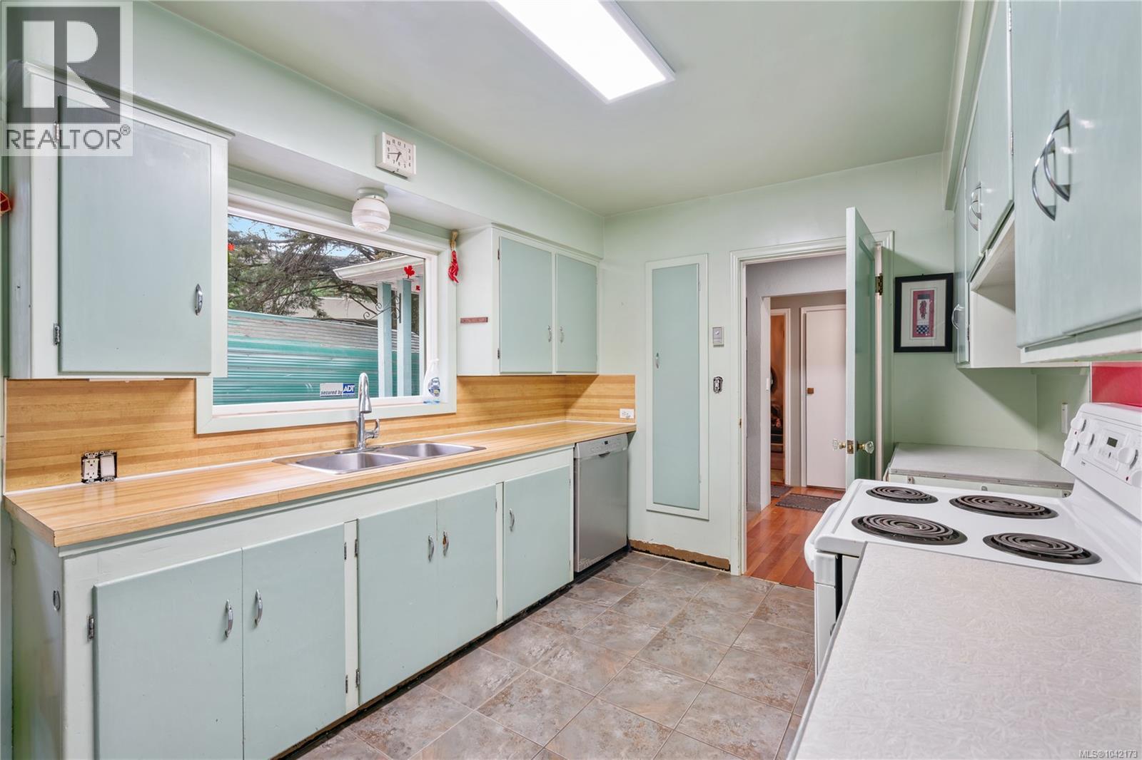 4511 Pachena Pl Property Photo 8