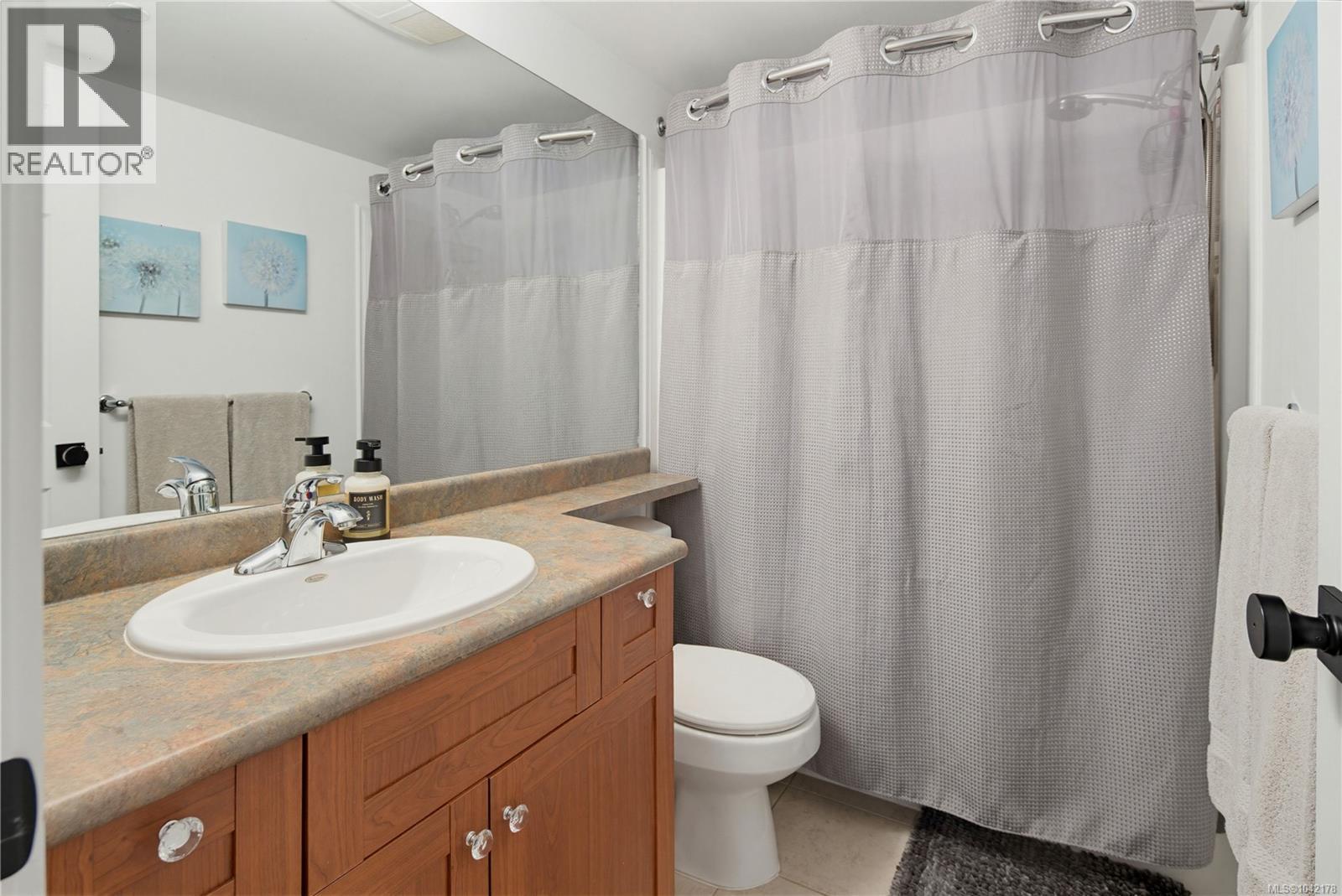 205 2823 Jacklin Rd Property Photo 15