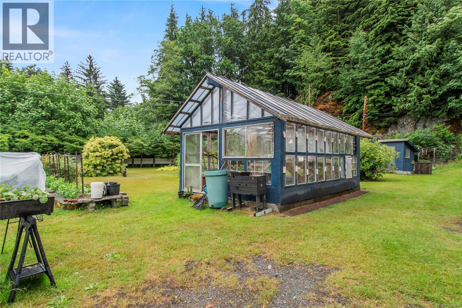 1276 Sayward Rd Property Photo 34