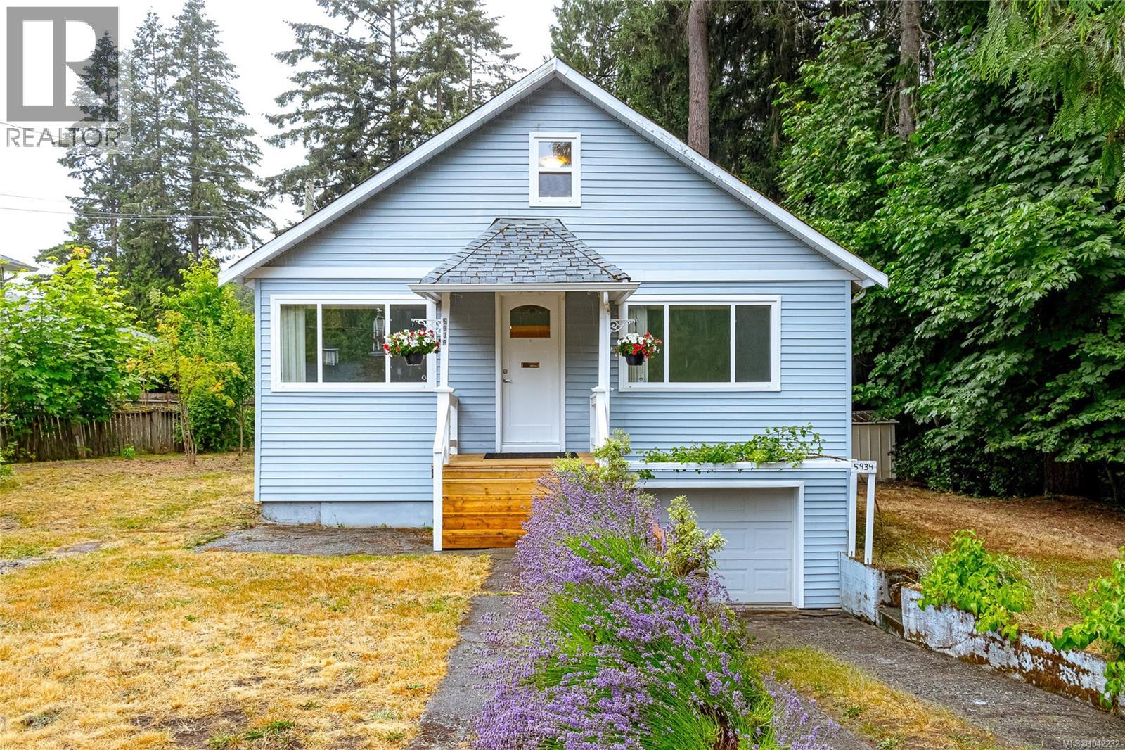 5934 Highland Ave Property Photo 2