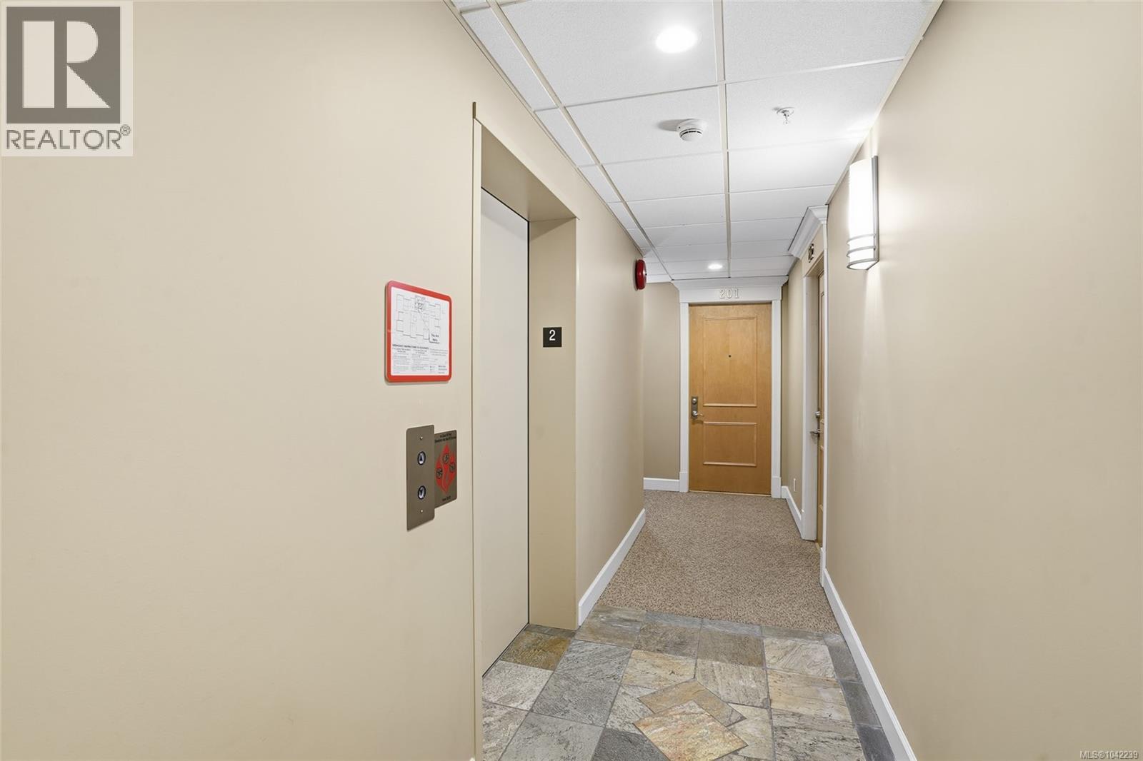 201 225 Rosehill St Property Photo 45