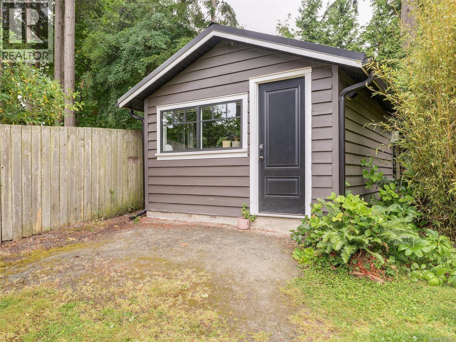 8508 Ebor Terr Property Photo 23