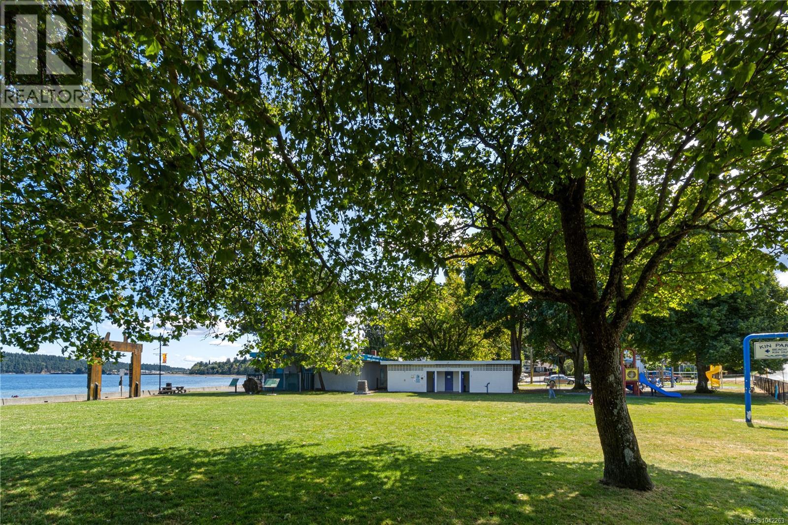 101 2835 Departure Bay Rd Property Photo 65