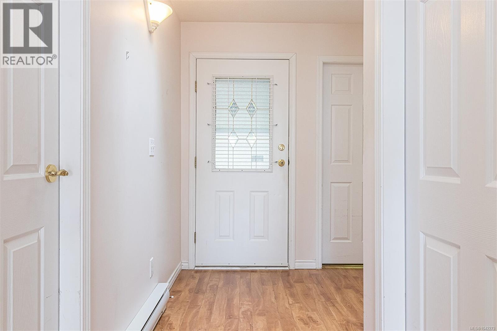 1012 Highview Terr Property Photo 7
