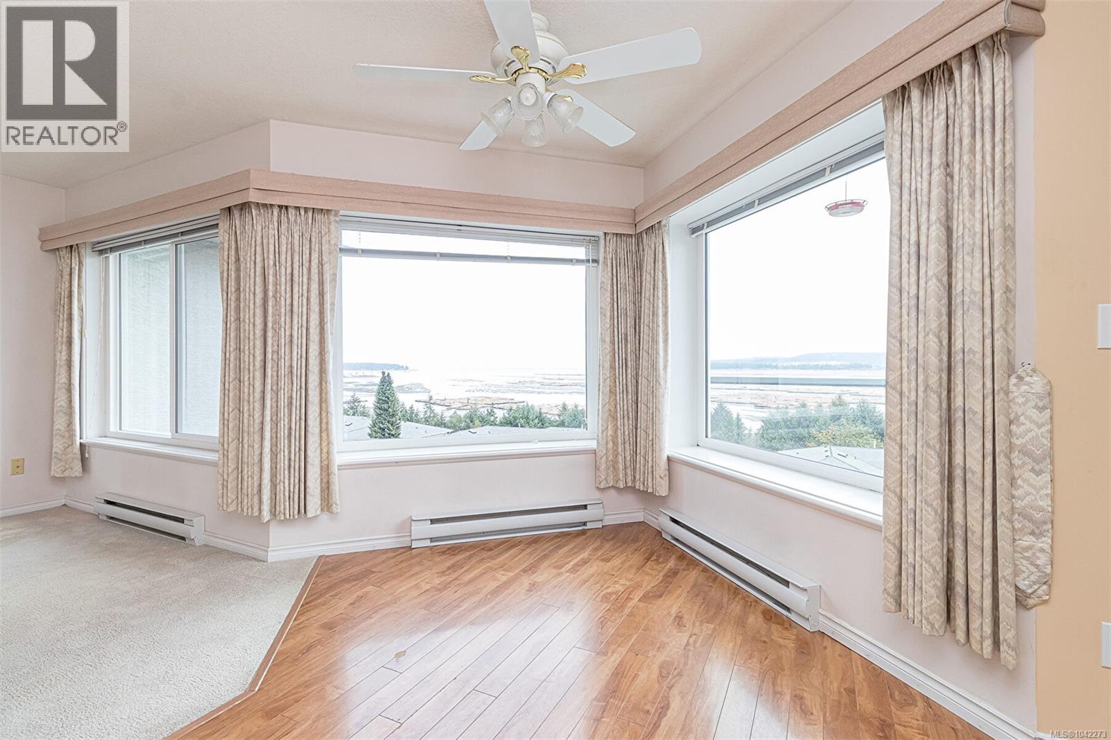 1012 Highview Terr Property Photo 15