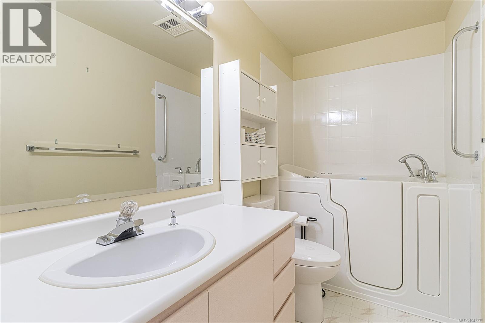 1012 Highview Terr Property Photo 30