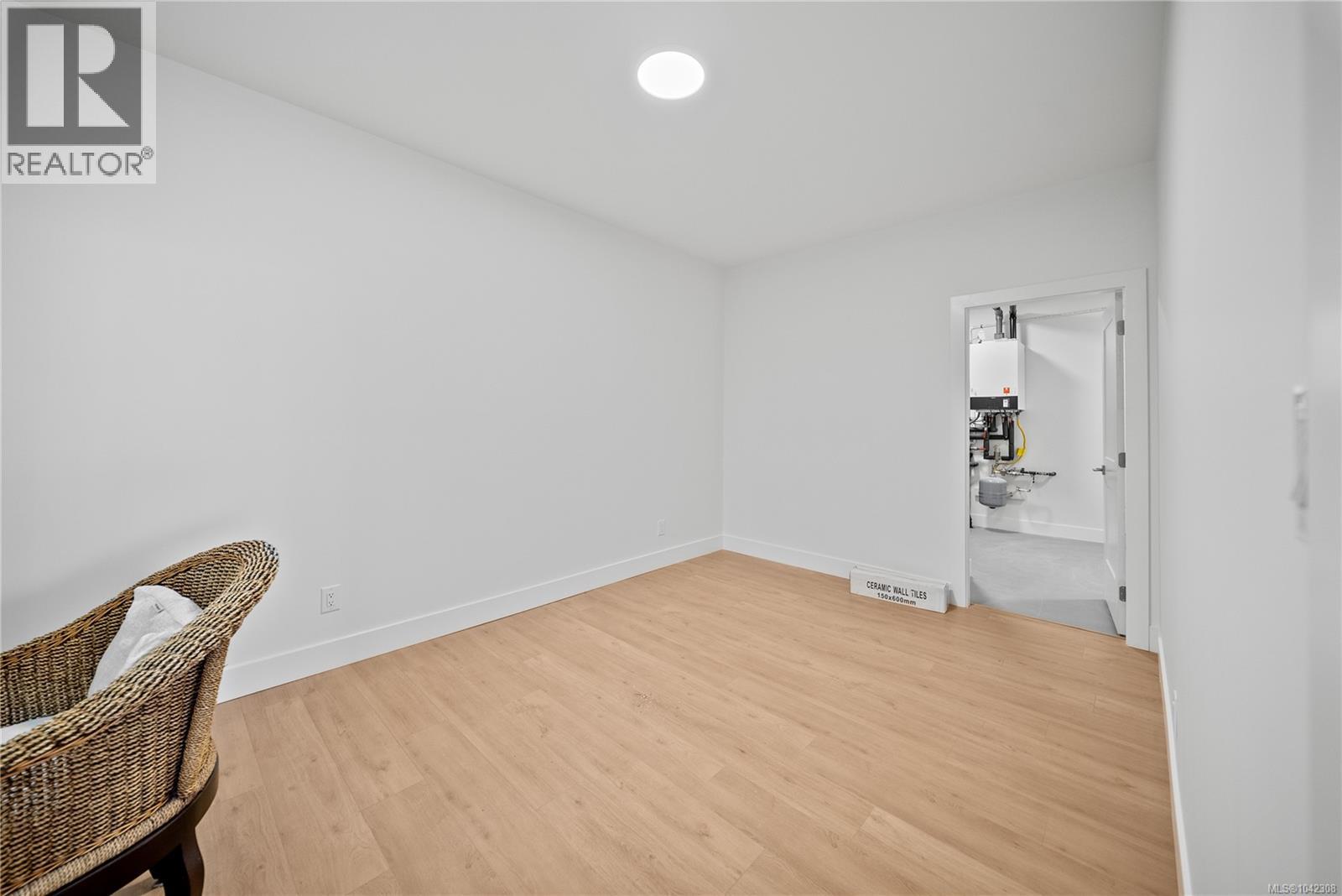 4646 Ambience Dr Property Photo 40