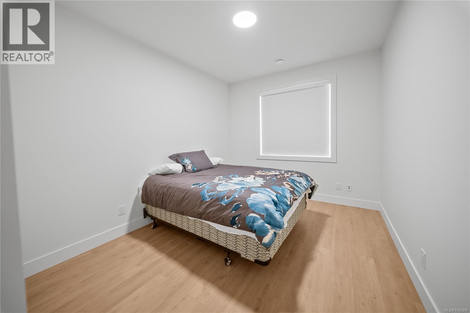 4646 Ambience Dr Property Photo 42