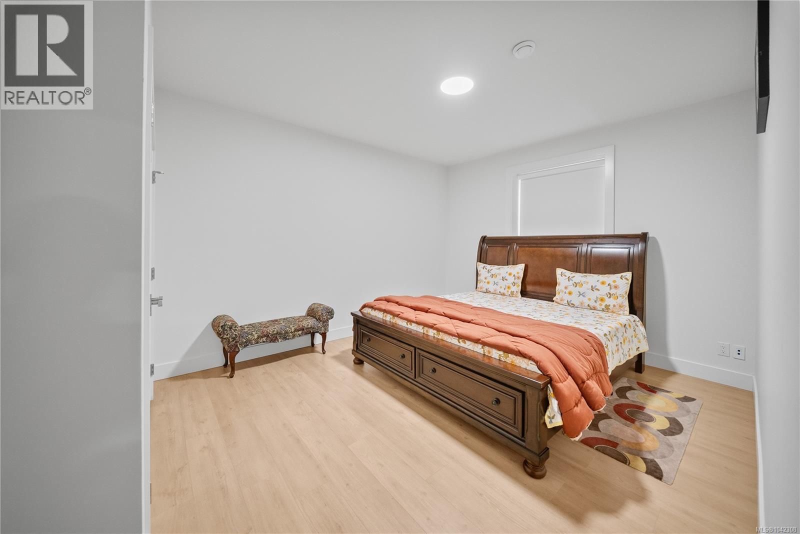 4646 Ambience Dr Property Photo 47