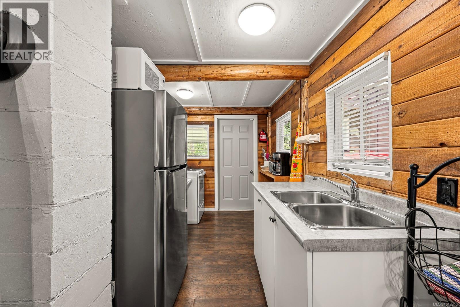 3465 Brigantine Cres Property Photo 11