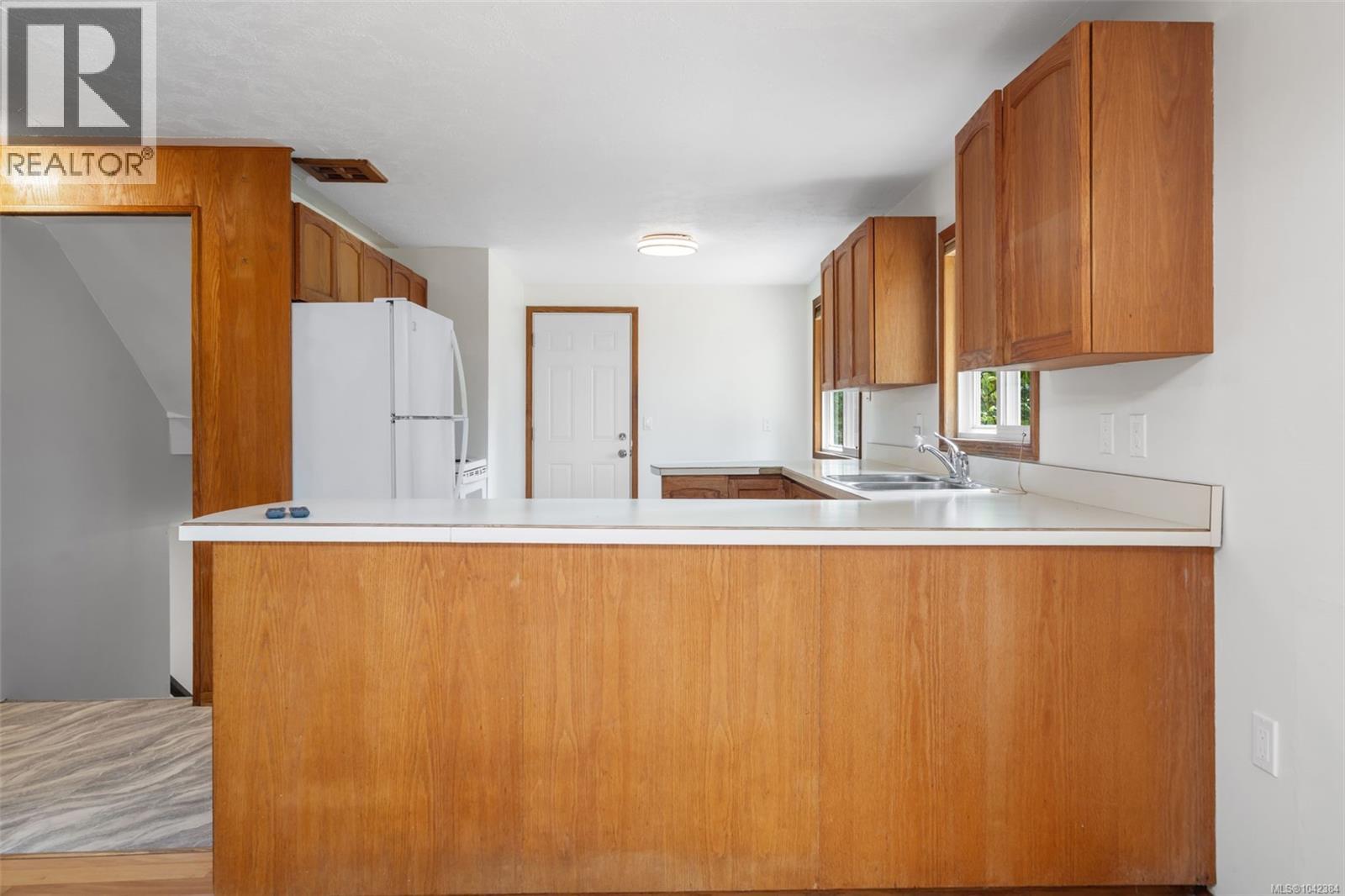 6025 Castley Rd Property Photo 15