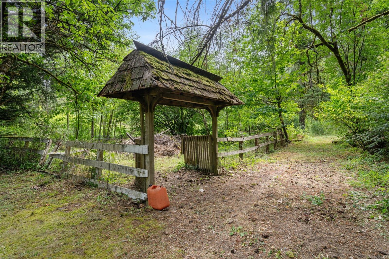 6025 Castley Rd Property Photo 47