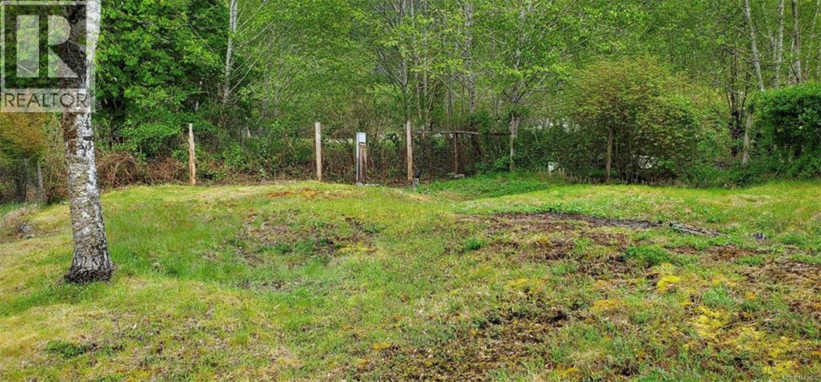 8 Freda Rd Property Photo 1