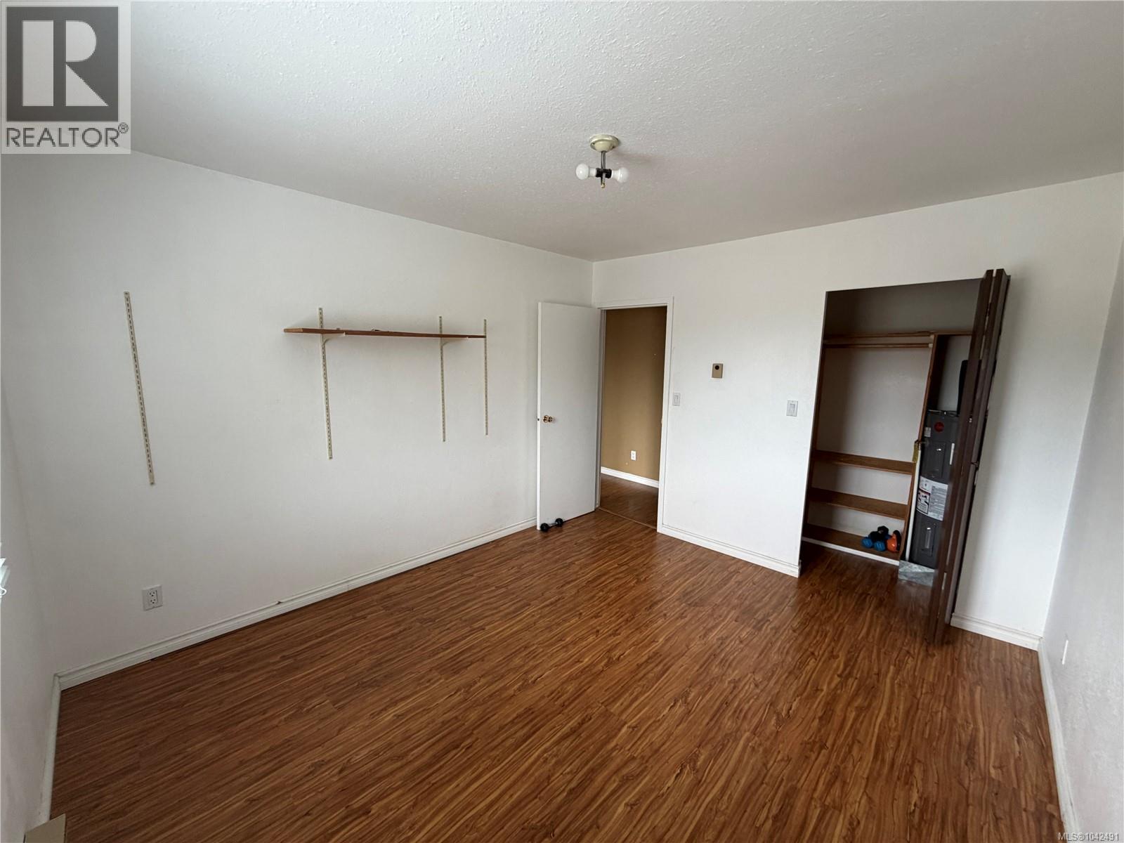 307 611 Macmillan Dr Property Photo 3